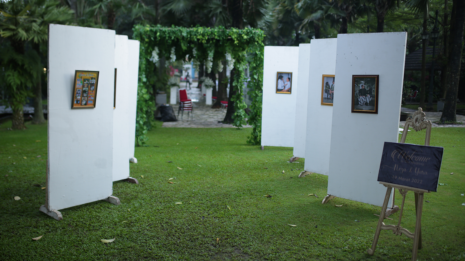Sukoharjo City, Central Java, Indonesia - March 19, 2022 : Some pre-wedding photos displayed and exhibited in front of an outdoor wedding