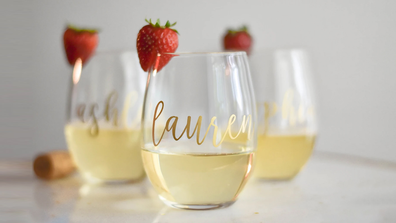 personalized wine glasses bridesmaids gifts